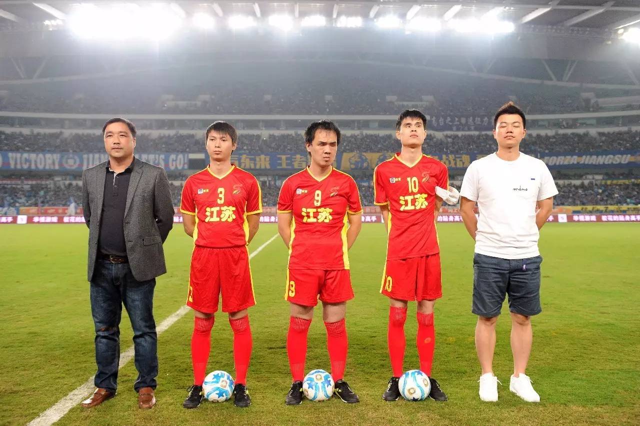 参赛与观赛 参赛与观赛