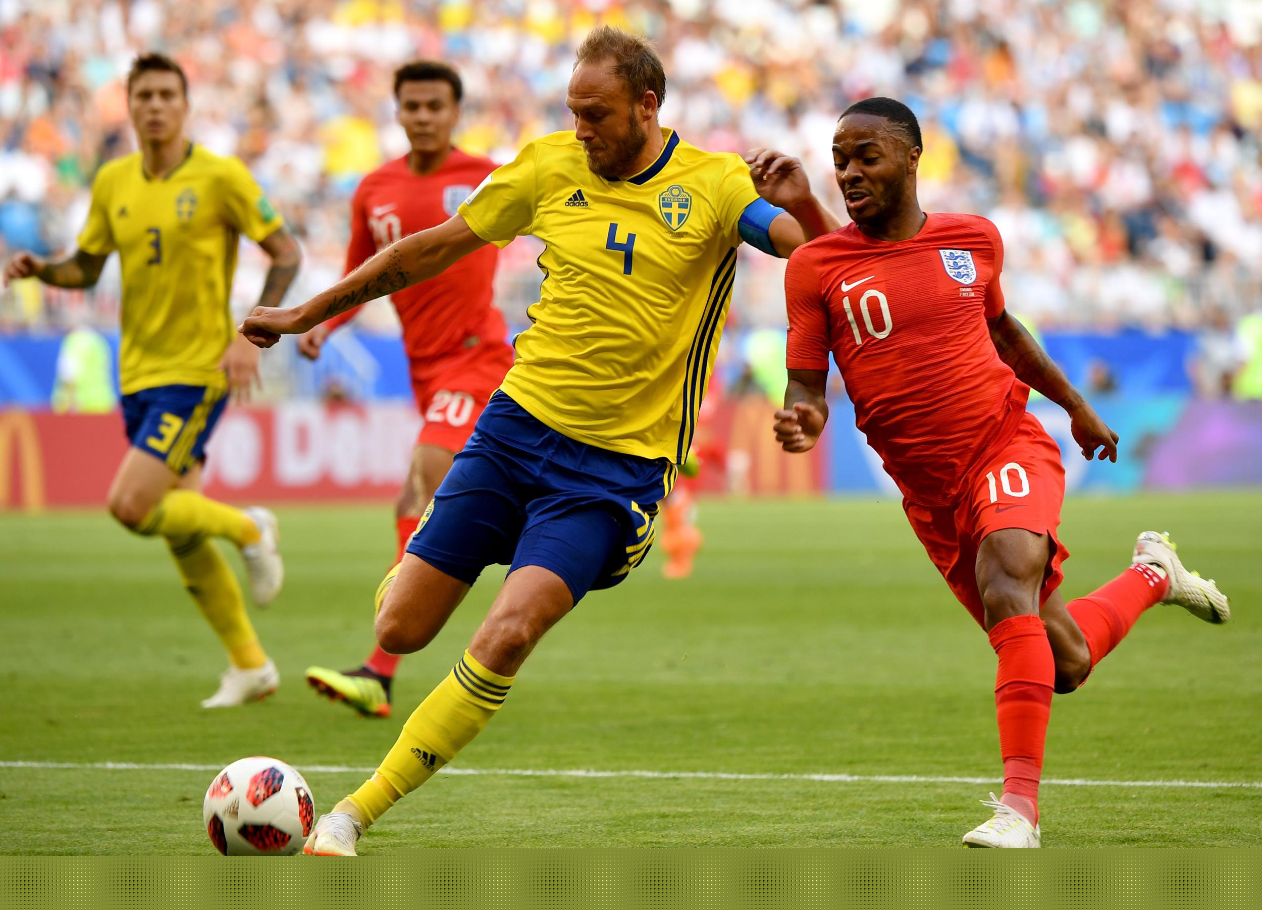 氛围不错，美国季前赛顺利收官后曼联球员集体团建