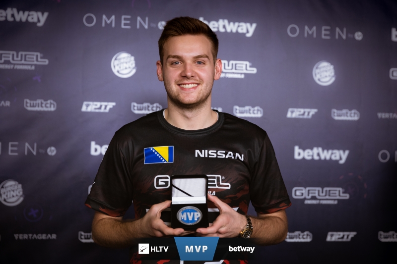 不易连出顺 不易连出顺